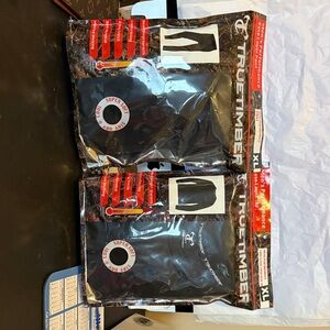 Truetimber men’s base layer pants and top size XL new with tags
